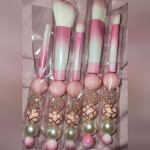 Makeup Brushes
